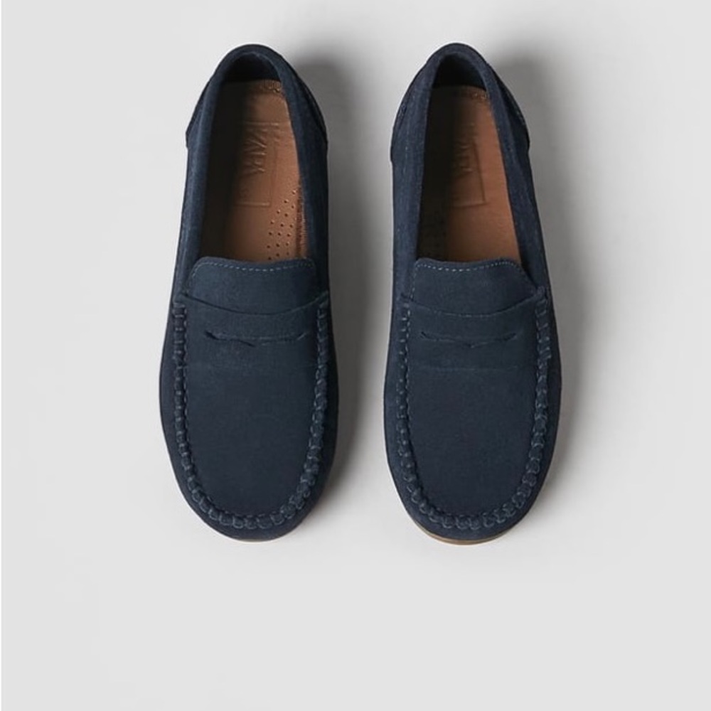Boys navy blue Zara leather loafers size 1